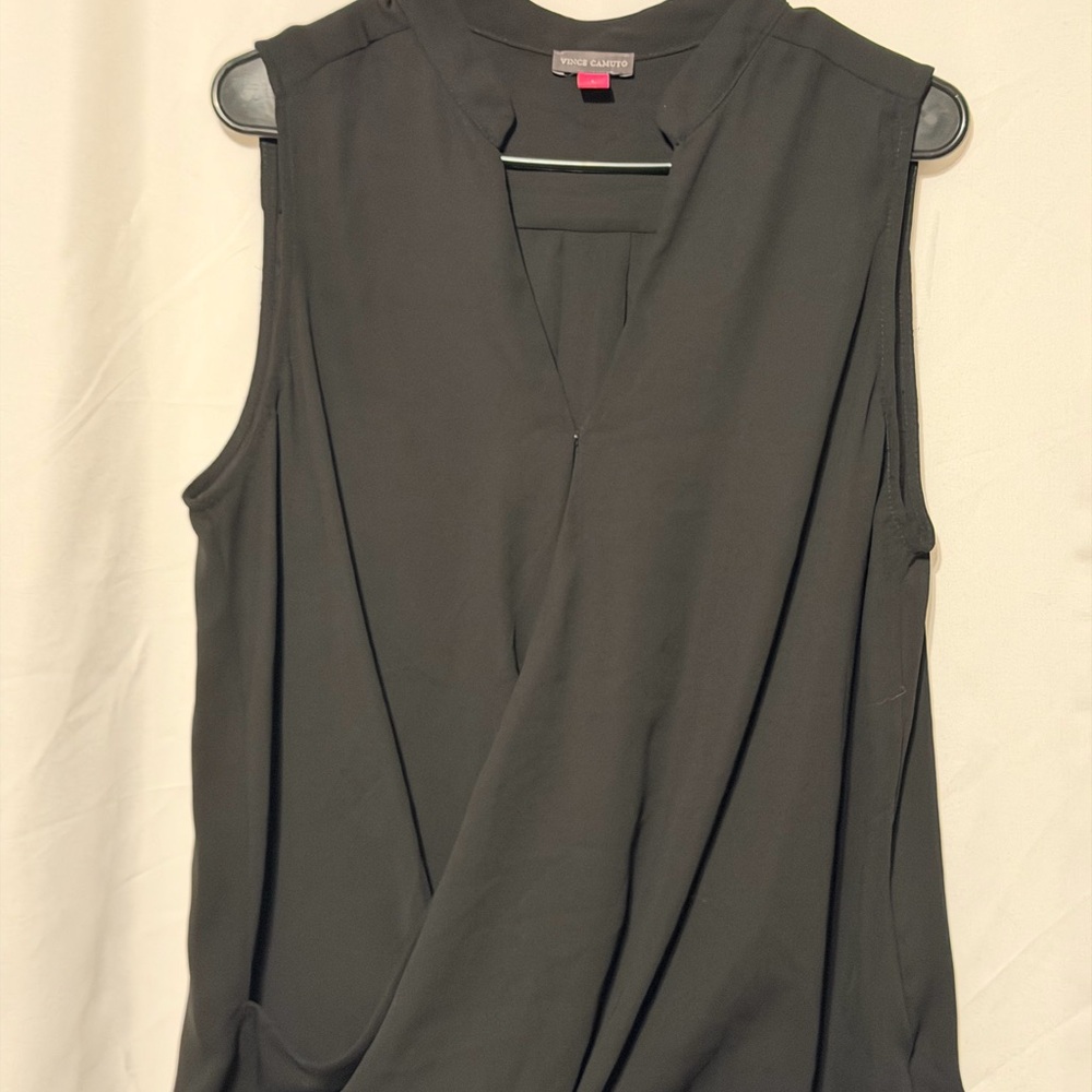 Vince Camuto Black Sleeveless Draped V-Neck Camisole
